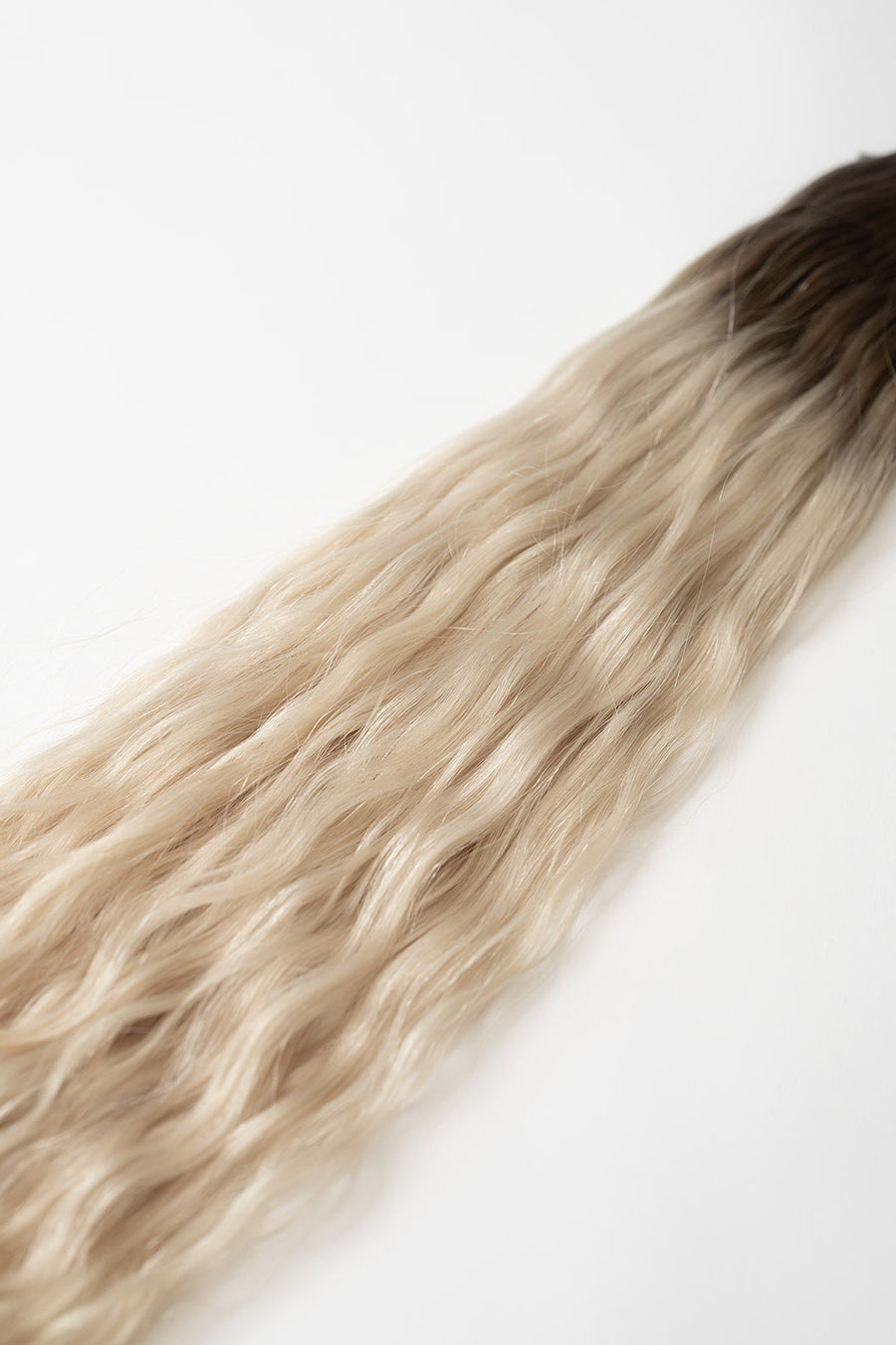 WAVY 24" Sabrina Keratin Tip